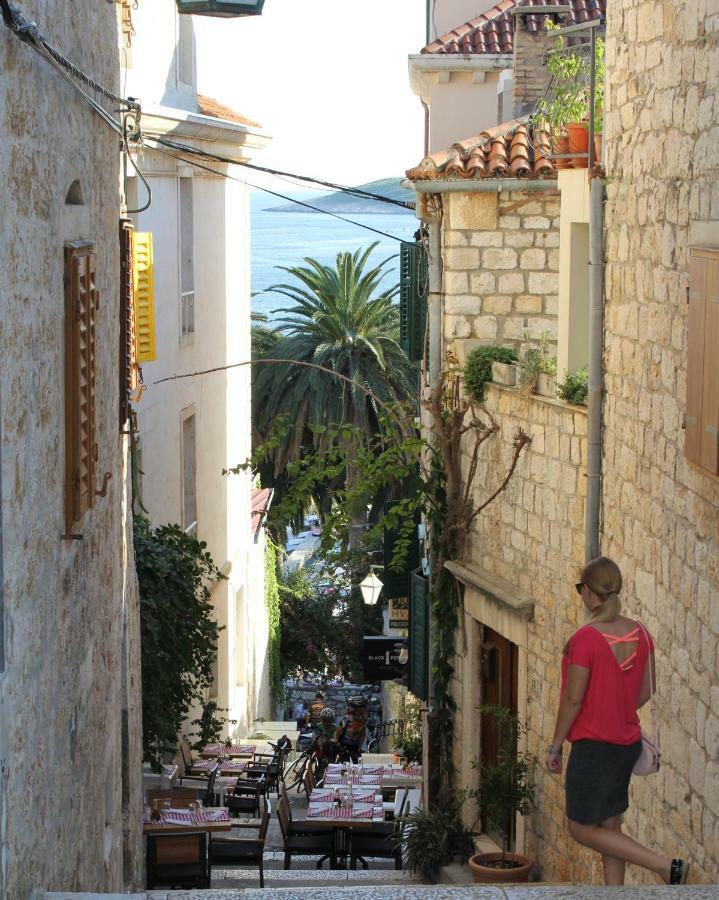 Ivkolina Hotel Hvar Town Exterior foto