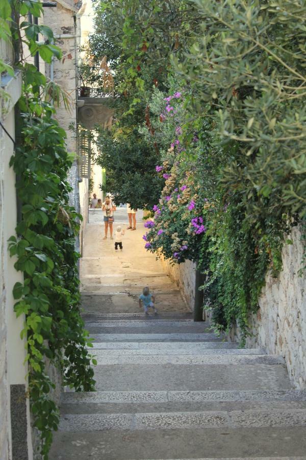 Ivkolina Hotel Hvar Town Exterior foto