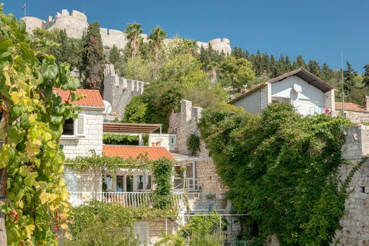 Ivkolina Hotel Hvar Town Exterior foto
